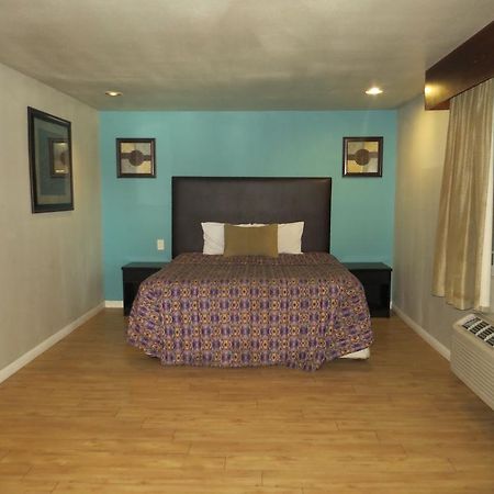 Rocky Inn Long Beach Bagian luar foto