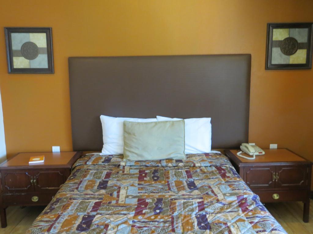 Rocky Inn Long Beach Ruang foto
